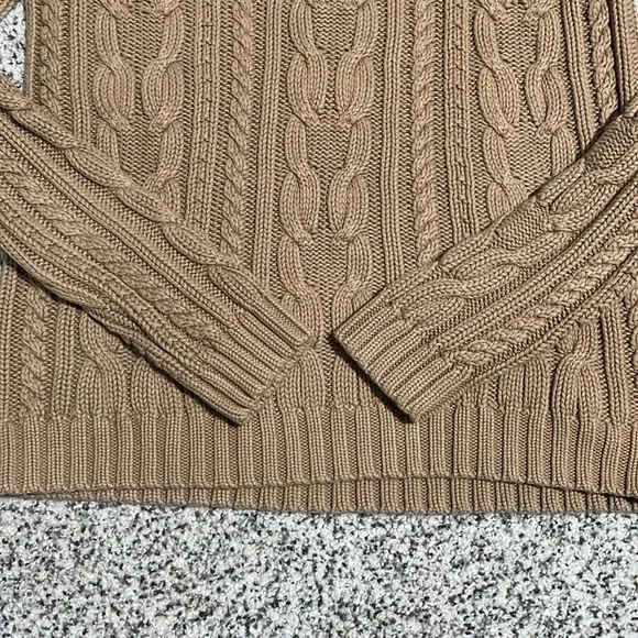 Women’s Chap’s sweater - Picture 3 of 4